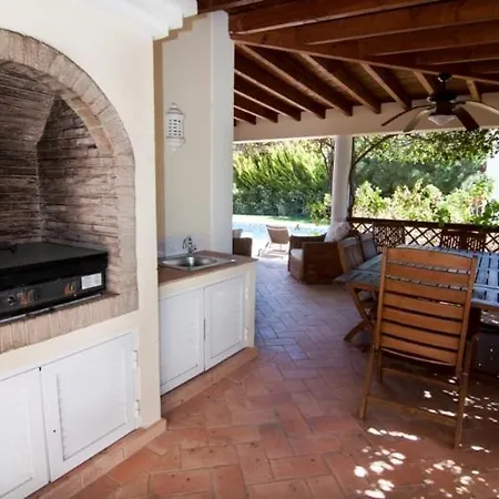 Vale Do Garrao Sleeps 10 Pool Air Con Wifi * Вале-до-Лобо