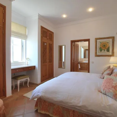 Villa Vale Do Garrao Sleeps 10 Pool Air Con Wifi Vale do Lobo