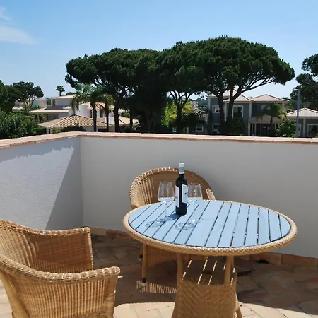 Vale Do Garrao Sleeps 10 Pool Air Con Wifi